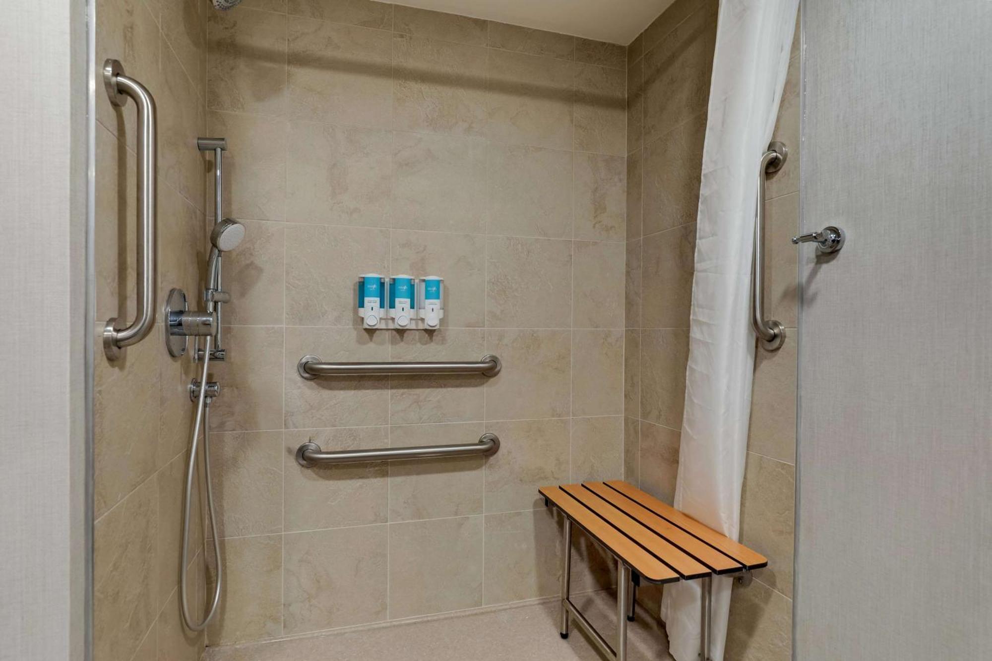 Drury Inn & Suites St Joseph เซนต์โจเซฟ ภายนอก รูปภาพ