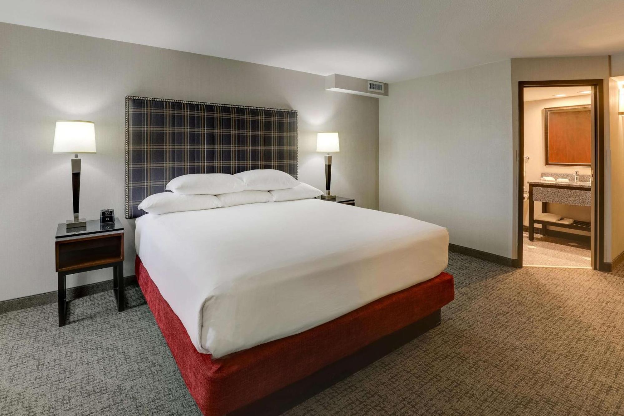 Drury Inn & Suites St Joseph เซนต์โจเซฟ ภายนอก รูปภาพ